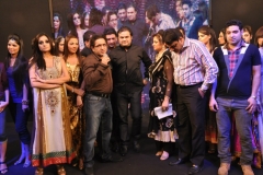 643925_406624552743012_548875348_n